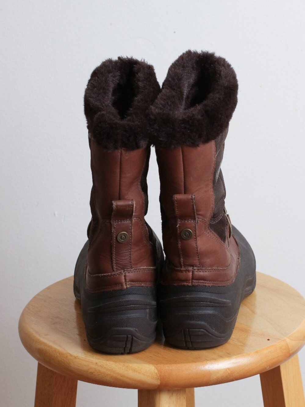 The North Face Chilkat III PrimaLoft Insulated Waterproof Winter Boots Womans 9 - Picture 3 of 8
